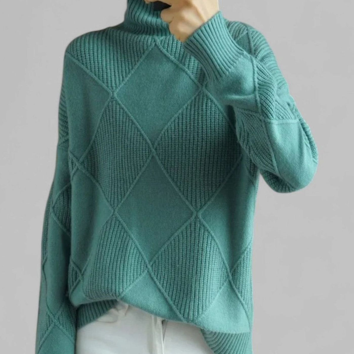 Women's Loose Argyle Pattern Turtleneck Knit Pullover