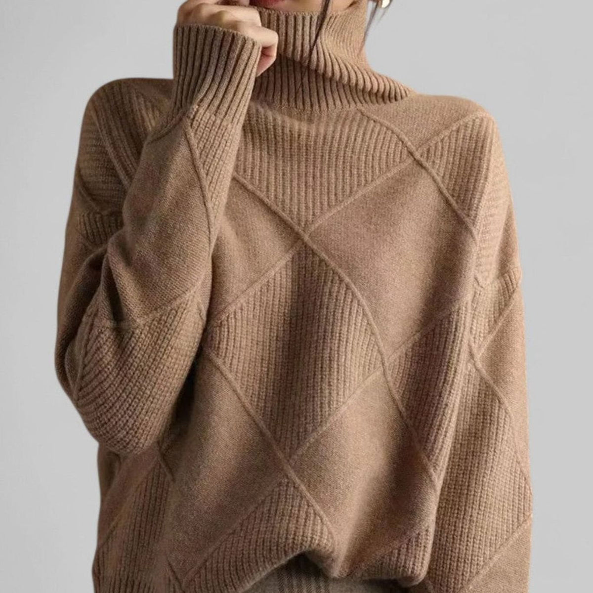 Women's Loose Argyle Pattern Turtleneck Knit Pullover