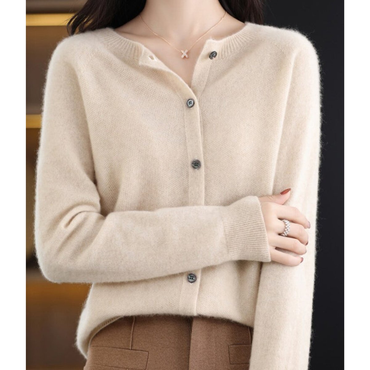 Women's Oversized Button-Up Merino Wool Knit Cardigan