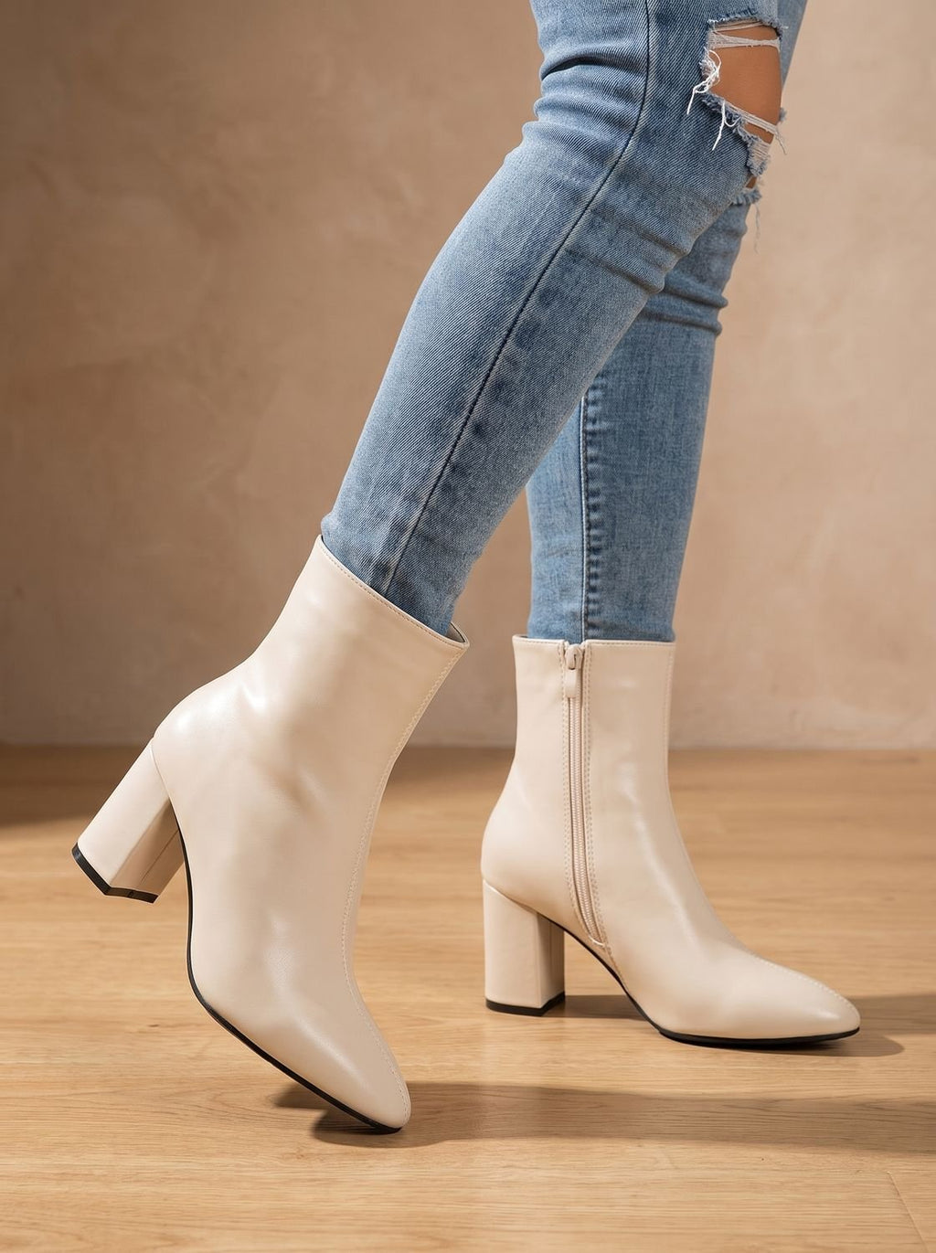 Women's Chunky Block Heel Pointed Toe Soft Faux Leather Booties
