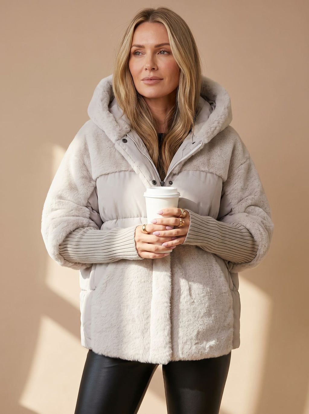 Women's Faux Fur Hooded Short Padded Jacket