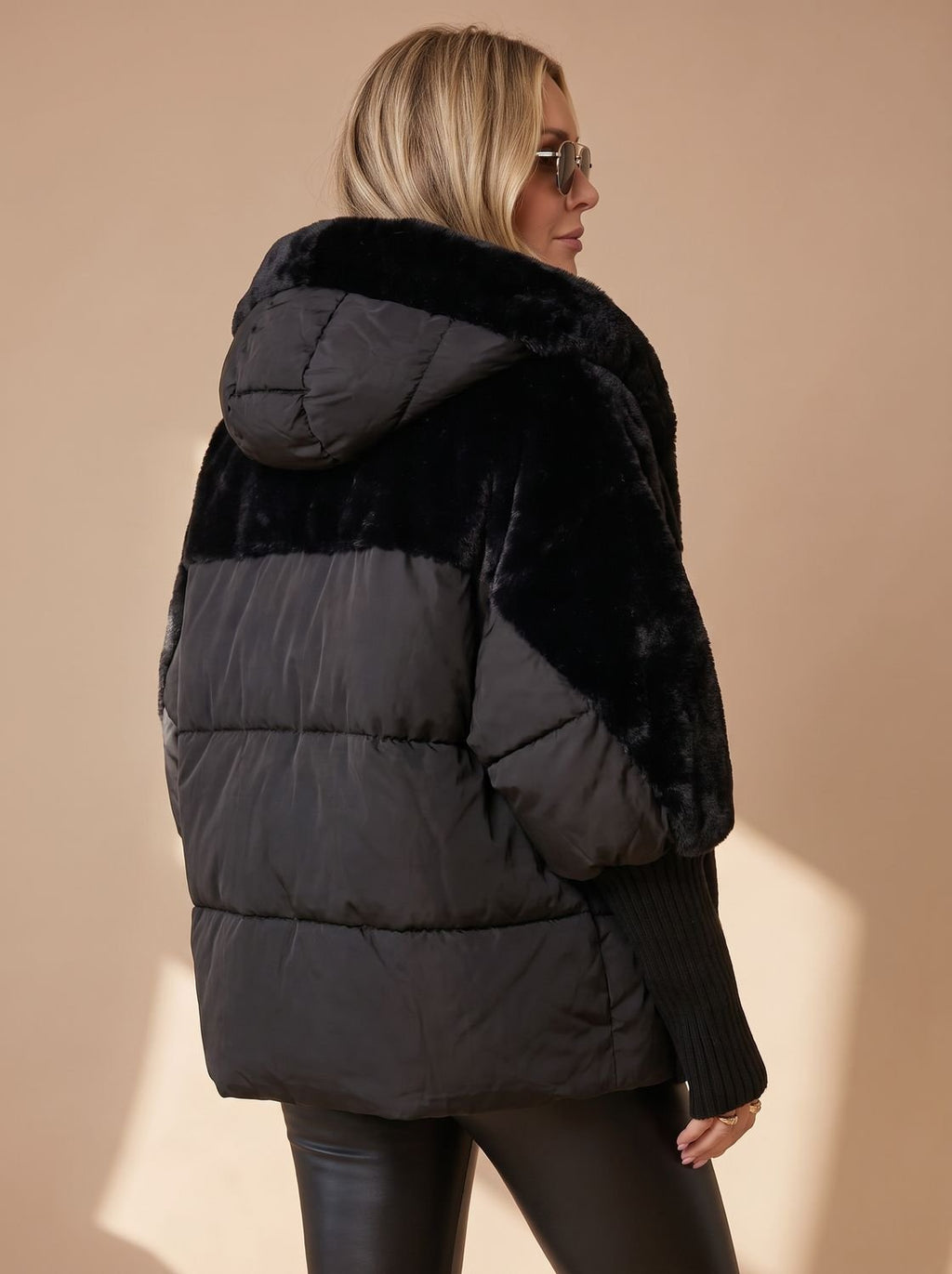 Women's Faux Fur Hooded Short Padded Jacket