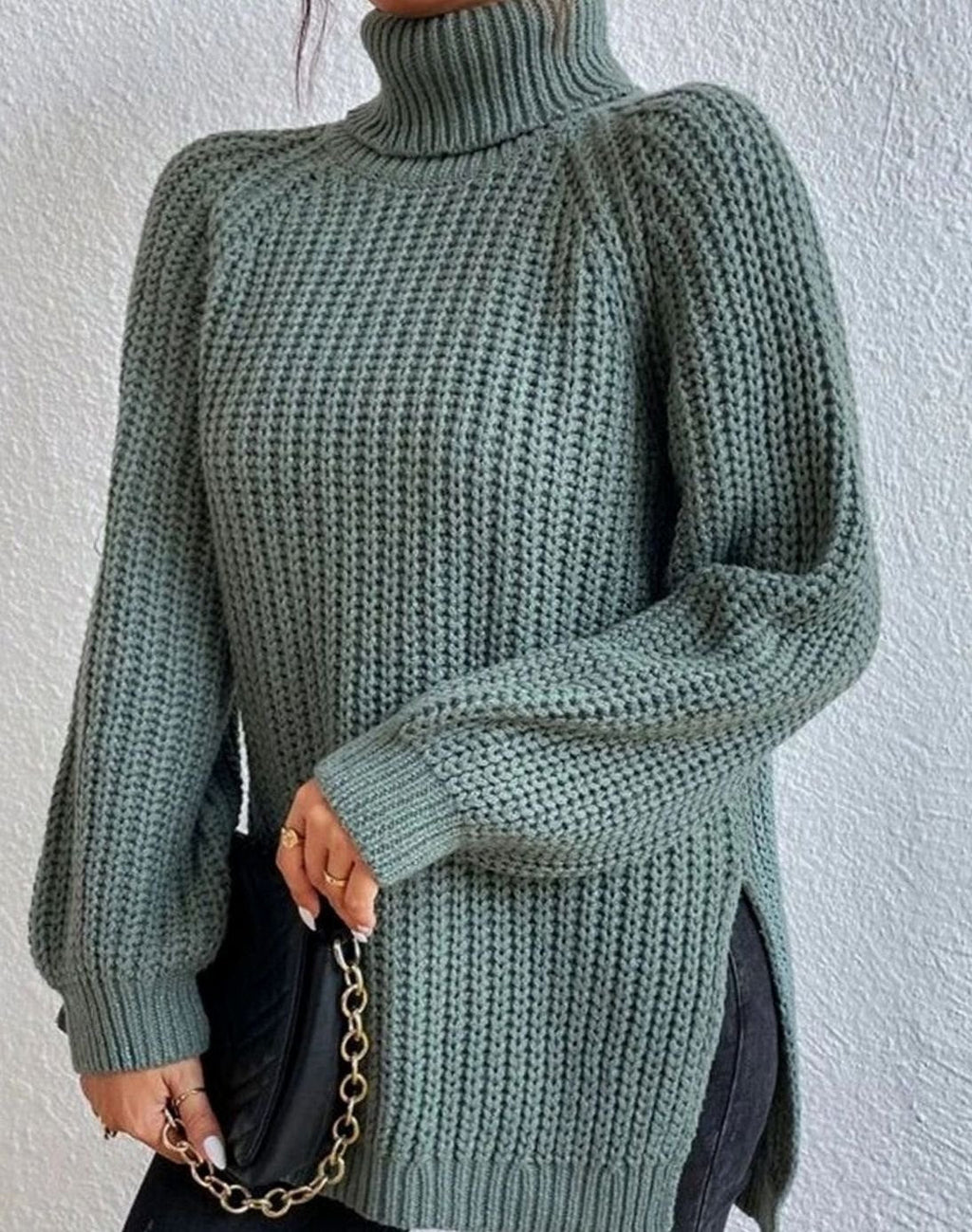 Women's Chunky Waffle-Style Ribbed Turtleneck Knit Sweater