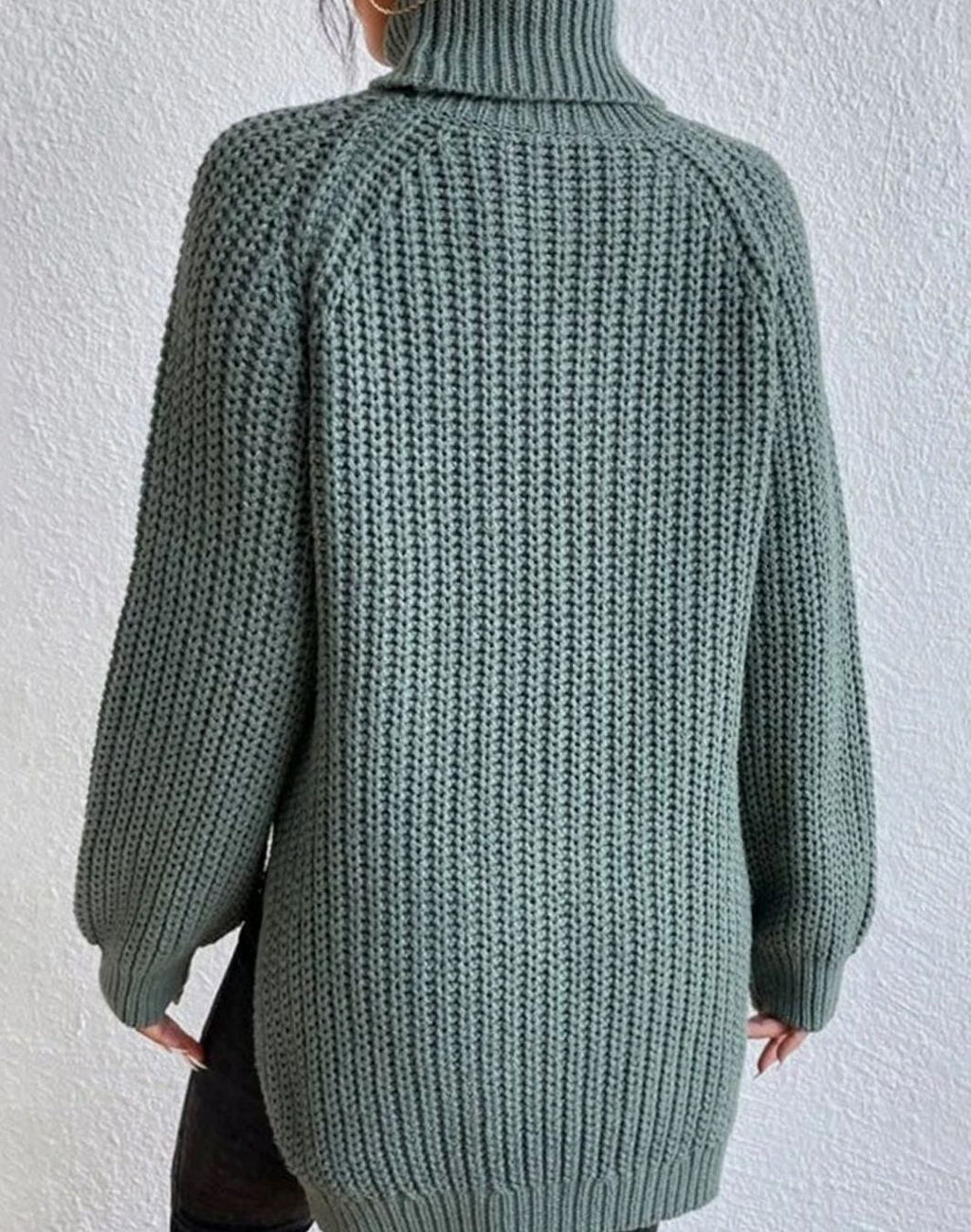 Women's Chunky Waffle-Style Ribbed Turtleneck Knit Sweater
