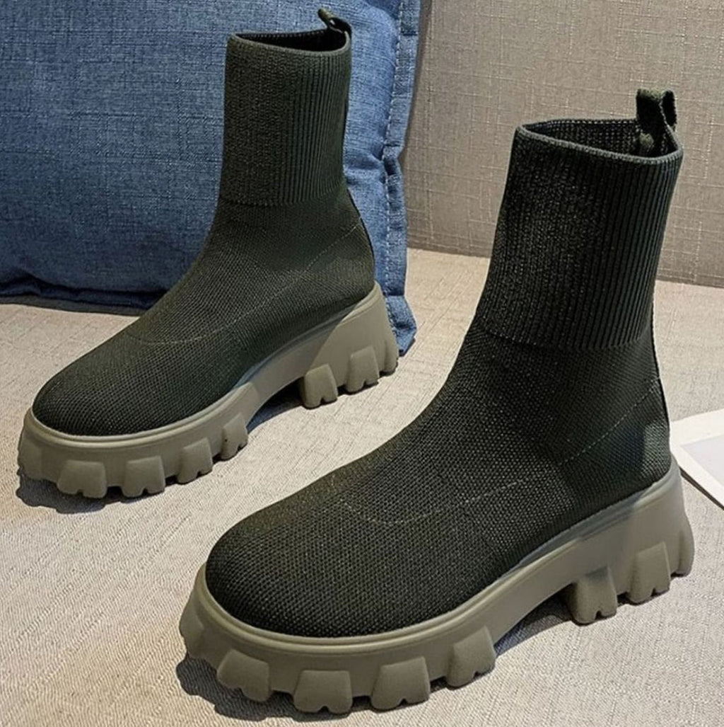 Women's Lug Sole Stretch Knit Pull-On Sock Booties