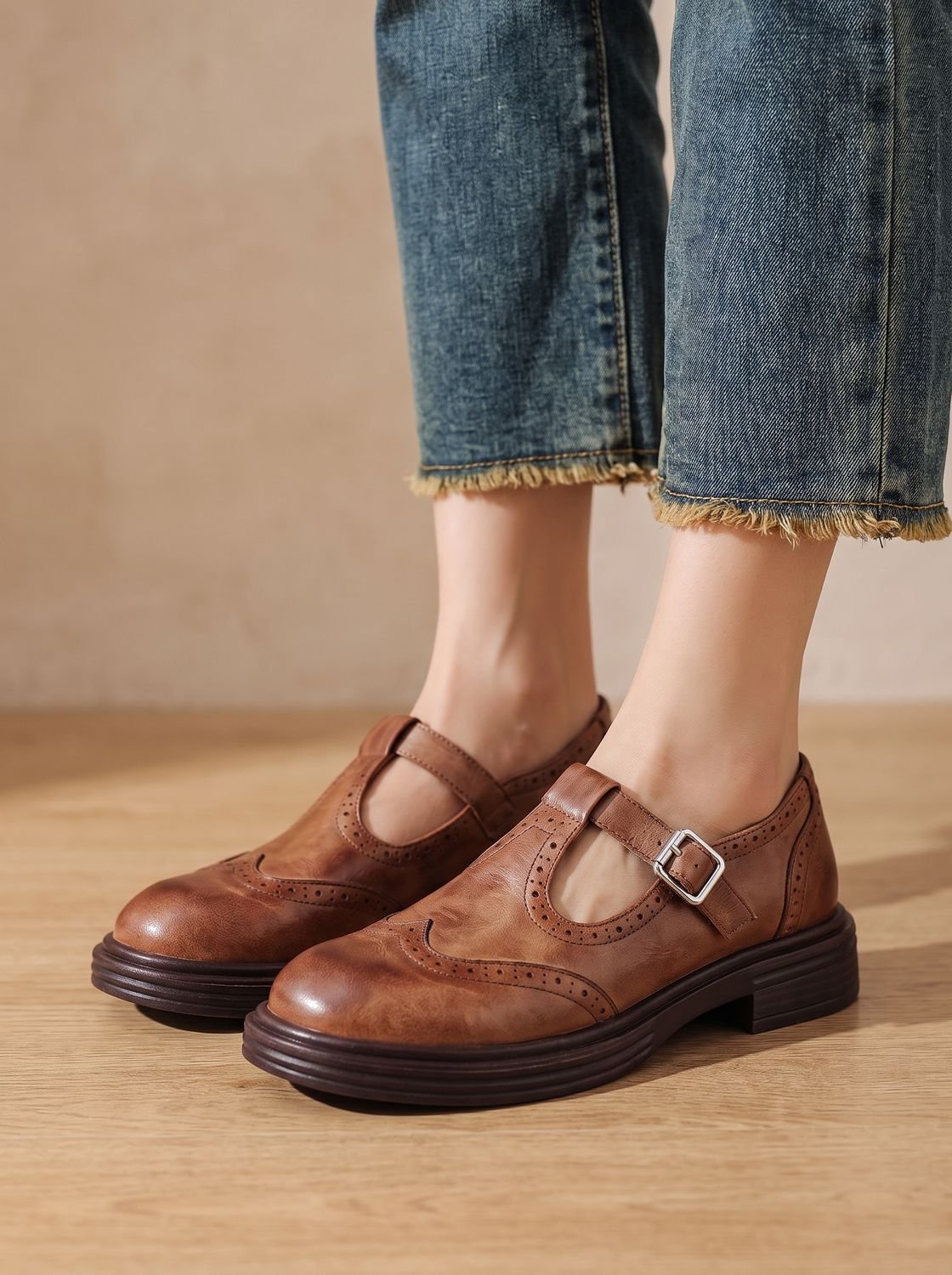 Women's Leather Wingtip T-Strap Buckle Mary Jane Shoes