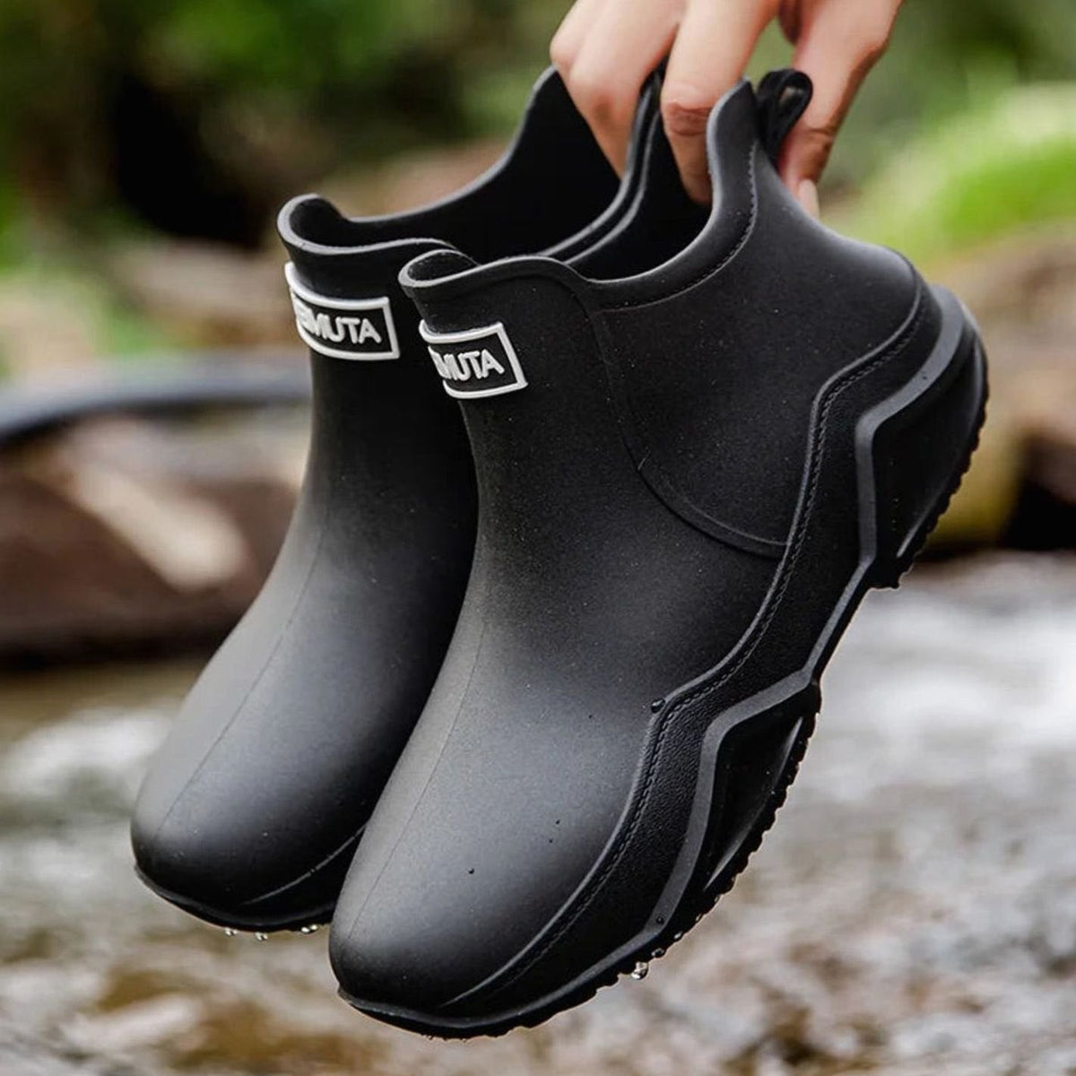 Women's Slip-On Waterproof Chelsea Rubber Booties
