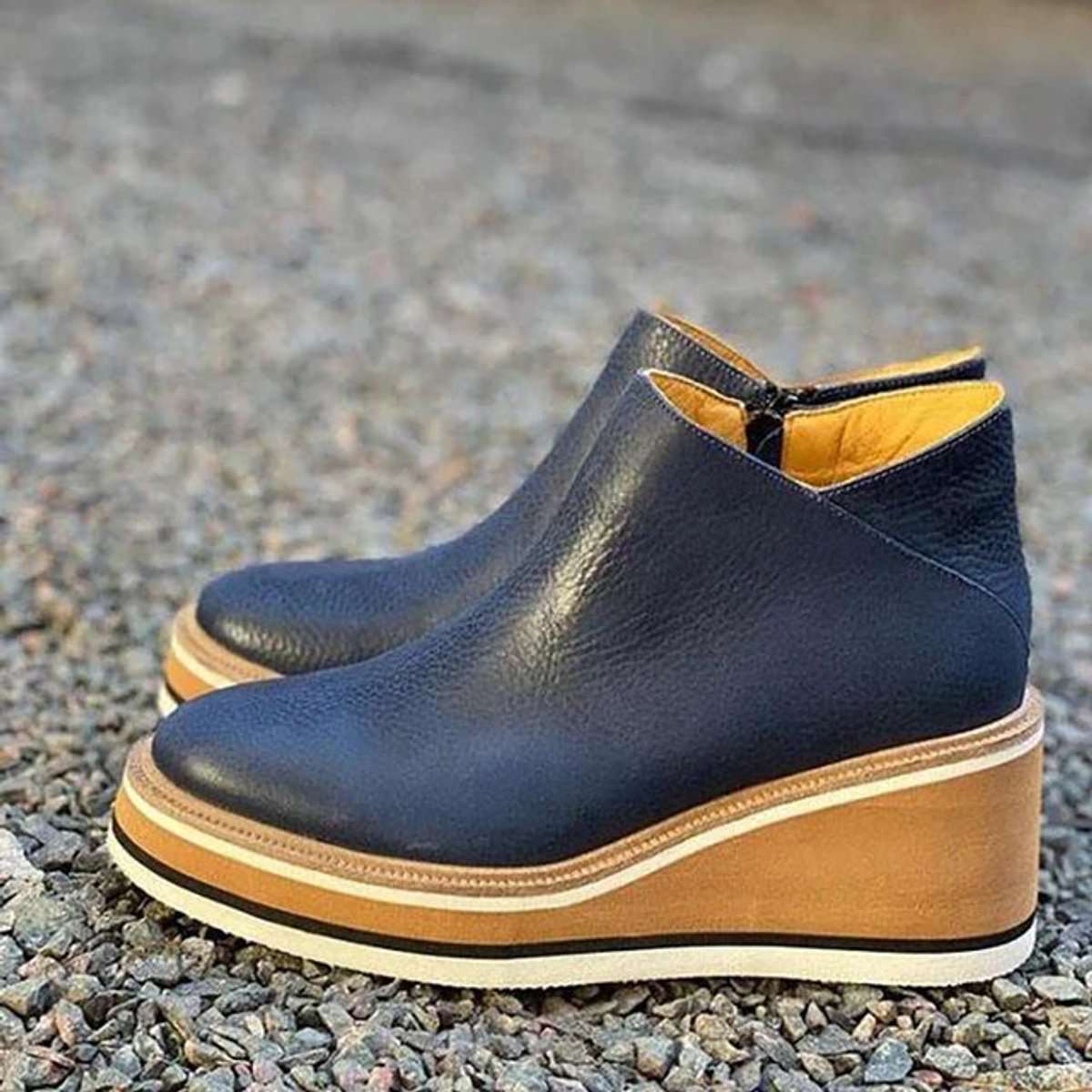 Women's Round Toe Zip-Up Wedge Platform Ankle Booties